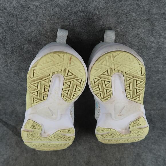 Nike Shoes Womens 9 Training Athletic Sneakers Workout Gym Fitness Active Grey - Picture 13 of 13